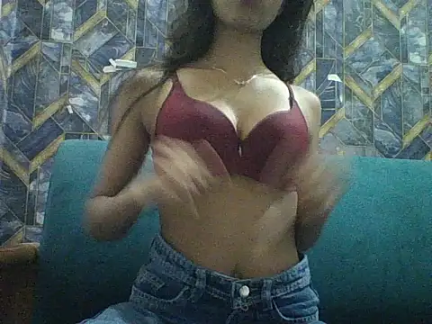 Snapshot of Rani1993 chatting on February 2026 03:32:01 PM Rani1993 online show from February 2026 03:32:01 PM