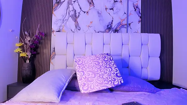 alisstarr online show from April 2026 11:28:01 AM