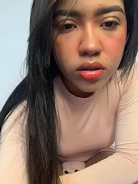 Snapshot of Lily_em chatting on June 2026 06:41:01 PM Lily em online show from June 2026 06:41:01 PM