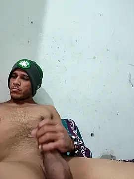 luna29 online show from April 2026 07:58:01 PM