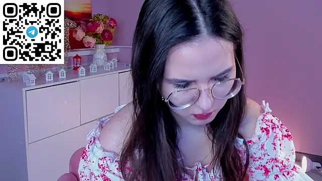 leylamirage online show from February 2026 12:39:02 PM