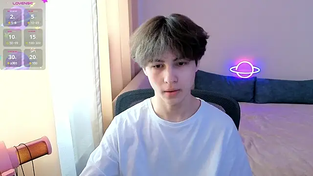  LukaHayes  online show from April 2026 12:25:01 PM