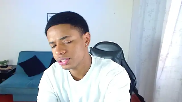 liiam3 online show from February 2026 08:51:01 PM