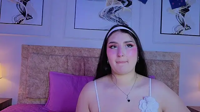 zoe moon   online show from July 2026 11:37:02 AM