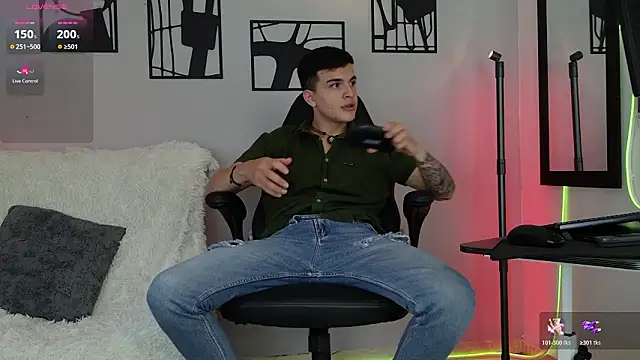 Snapshot of nico_pelusa chatting on February 2026 11:34:02 PM nico pelusa online show from February 2026 11:34:02 PM