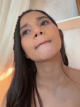 AlessiaVallmont online show from March 2026 01:01:02 AM