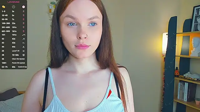 Snapshot of LeilaErcolani chatting on May 2026 09:46:01 PM LeilaErcolani online show from May 2026 09:46:01 PM