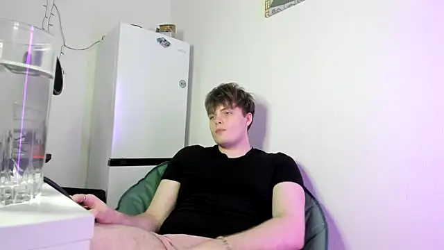  hetero online show from February 2026 07:25:02 PM