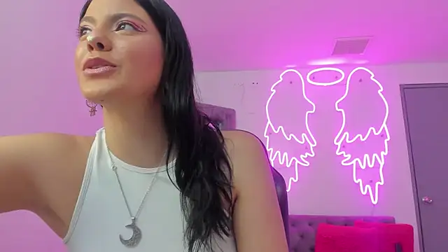 Evelin  thompsson online show from April 2026 03:42:01 AM