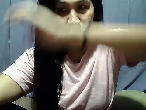 Snapshot of Sh1nbae22 chatting on June 2026 11:14:01 AM Sh1nbae22 online show from June 2026 11:14:01 AM