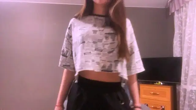 LunnaBliss online show from March 2026 05:17:01 PM