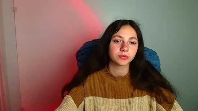 KissMeJulia online show from May 2026 05:24:01 AM