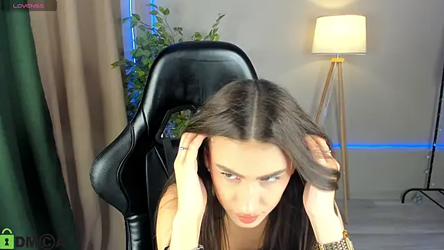 Adele Lanea online show from March 2026 08:11:01 AM