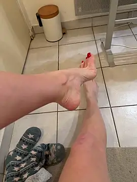 Frenchgirl45 online show from March 2026 01:23:01 AM