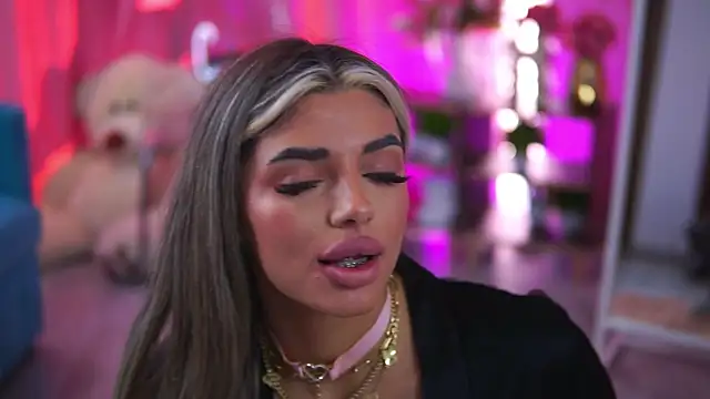 CrisstyBlair online show from April 2026 09:56:01 AM