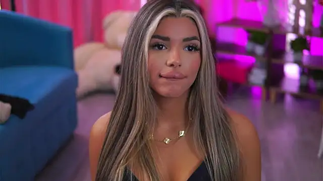 CrisstyBlair online show from April 2026 11:41:02 AM