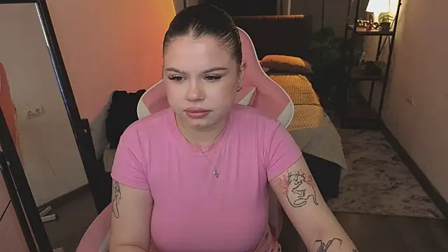 Snapshot of Monica_Dacher chatting on February 2026 08:53:02 PM Monica Dacher online show from February 2026 08:53:02 PM