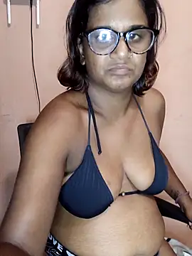 indianstrawberrylips4u online show from March 2026 06:41:02 PM