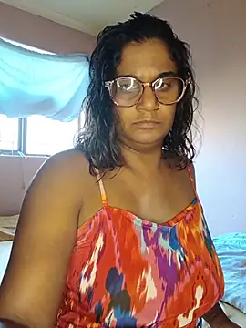 indianstrawberrylips4u online show from June 2026 06:54:02 AM
