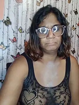 indianstrawberrylips4u online show from June 2026 05:19:02 AM