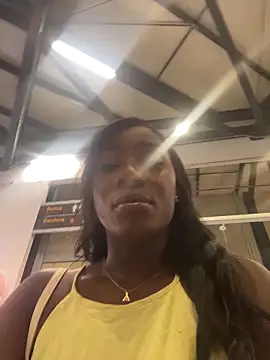 ZarahFerreira online show from March 2026 11:55:01 PM