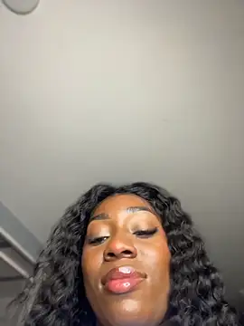 Snapshot of ZarahFerreira chatting on May 2026 11:34:02 PM ZarahFerreira online show from May 2026 11:34:02 PM