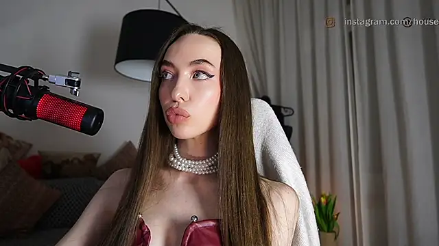 supreme dominatrix online show from April 2026 09:06:02 PM