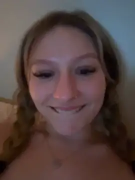 Snapshot of hyperafterdark chatting on February 2026 05:30:01 AM hyperafterdark online show from February 2026 05:30:01 AM