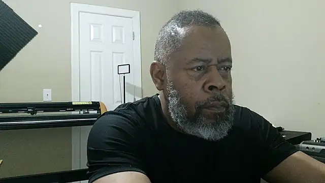 Cleozevo1961 online show from March 2026 01:37:01 PM