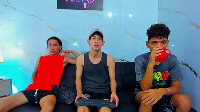 Snapshot of Spicy_guys chatting on February 2026 01:01:02 PM Spicy guys online show from February 2026 01:01:02 PM