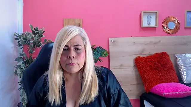 eva colen50 online show from July 2026 05:33:02 PM