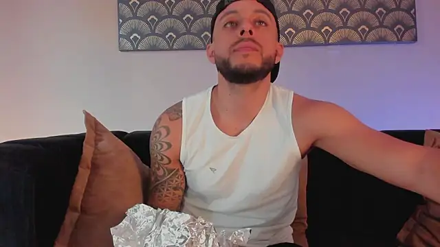 Daniel kingx online show from March 2026 02:20:01 PM