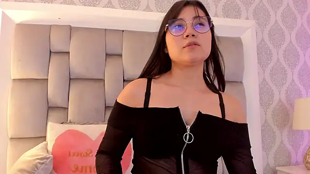 vero domplay online show from April 2026 06:30:01 AM