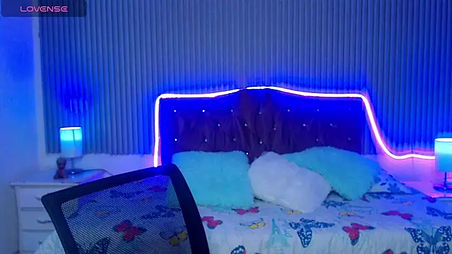 Snapshot of mariana_bigboobs2 chatting on February 2026 03:47:01 AM mariana bigboobs2 online show from February 2026 03:47:01 AM