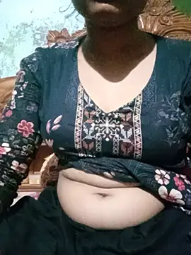 Snapshot of BreezySexyGirl69 chatting on June 2026 09:56:02 AM BreezySexyGirl69 online show from June 2026 09:56:02 AM