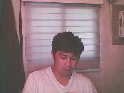 mattyxXxthirdy online show from April 2026 04:00:01 AM