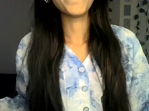 SIKSHA SINGH online show from February 2026 06:03:01 AM