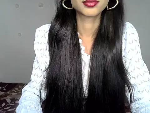 Snapshot of SIKSHA_SINGH chatting on May 2026 07:20:01 PM SIKSHA SINGH online show from May 2026 07:20:01 PM