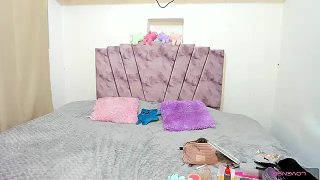 sheillenn online show from March 2026 08:48:02 PM