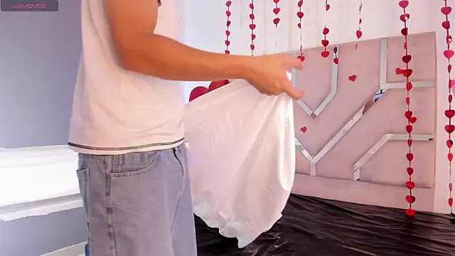 Angel Lux online show from February 2026 07:01:02 PM