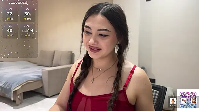 Snapshot of Sweet_BerryBabe chatting on May 2026 11:32:02 PM Sweet BerryBabe online show from May 2026 11:32:02 PM