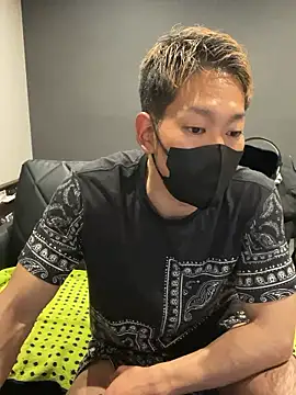 ryuaaaaa online show from March 2026 05:19:01 PM