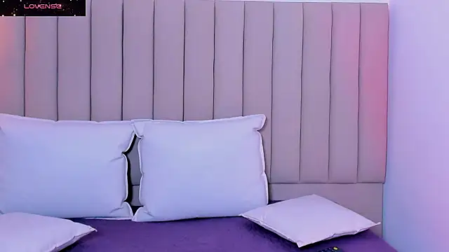 Dennise Sinclair online show from March 2026 07:41:01 PM