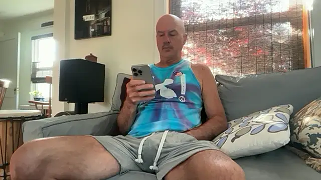 Snapshot of Guy__Grey chatting on June 2026 11:20:02 AM Guy Grey online show from June 2026 11:20:02 AM