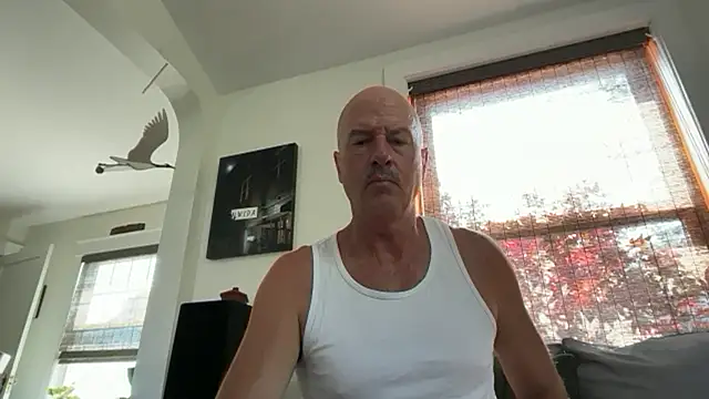 Snapshot of Guy__Grey chatting on July 2026 01:28:01 PM Guy Grey online show from July 2026 01:28:01 PM