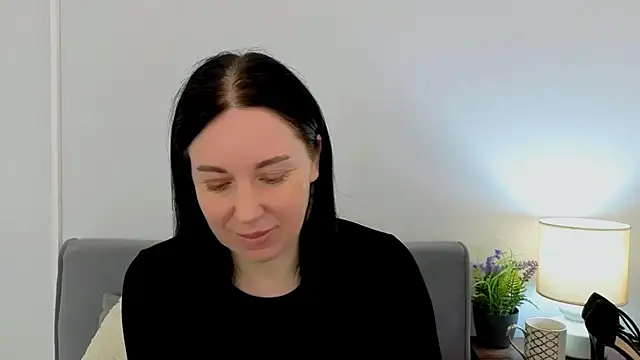 MiaFair online show from March 2026 04:18:01 PM