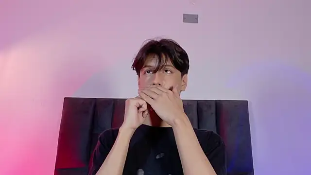 lui x dust online show from May 2026 03:01:01 AM