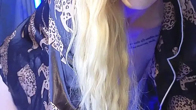 KarmaArms online show from July 2026 07:27:02 PM