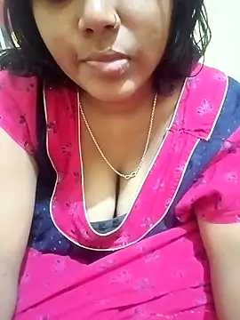 sweeti9 online show from February 2026 12:45:02 PM