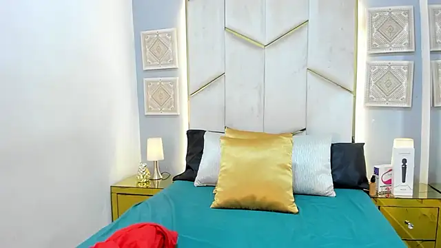 Snapshot of KarinaaCoxx chatting on February 2026 01:09:02 PM KarinaaCoxx online show from February 2026 01:09:02 PM